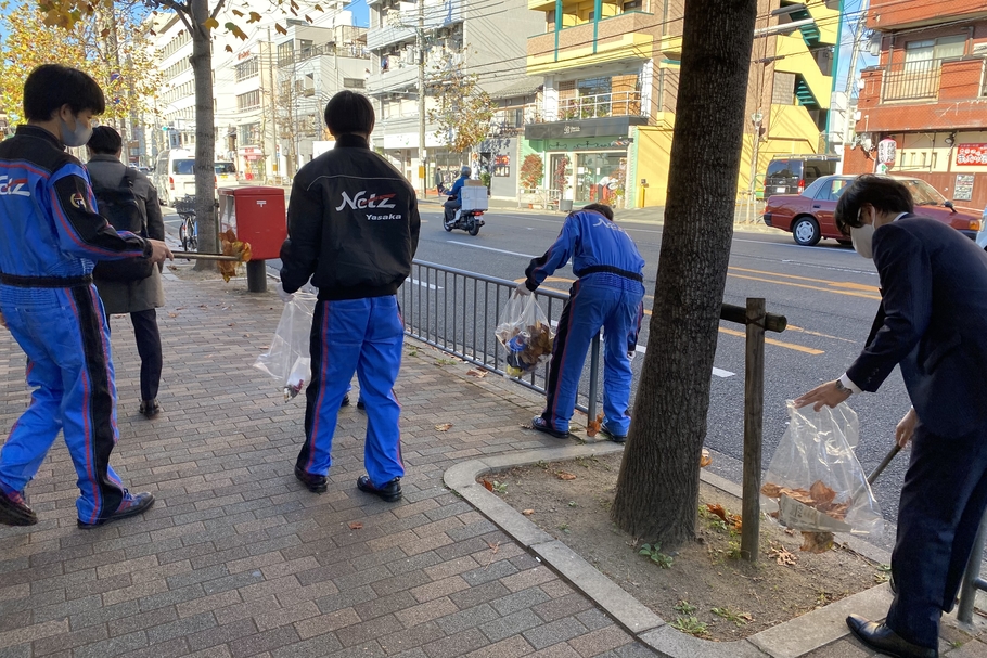 金曜日朝の清掃活動