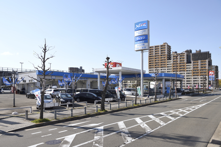 松井山手店外観2019