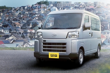デラックス(2WD CVT)