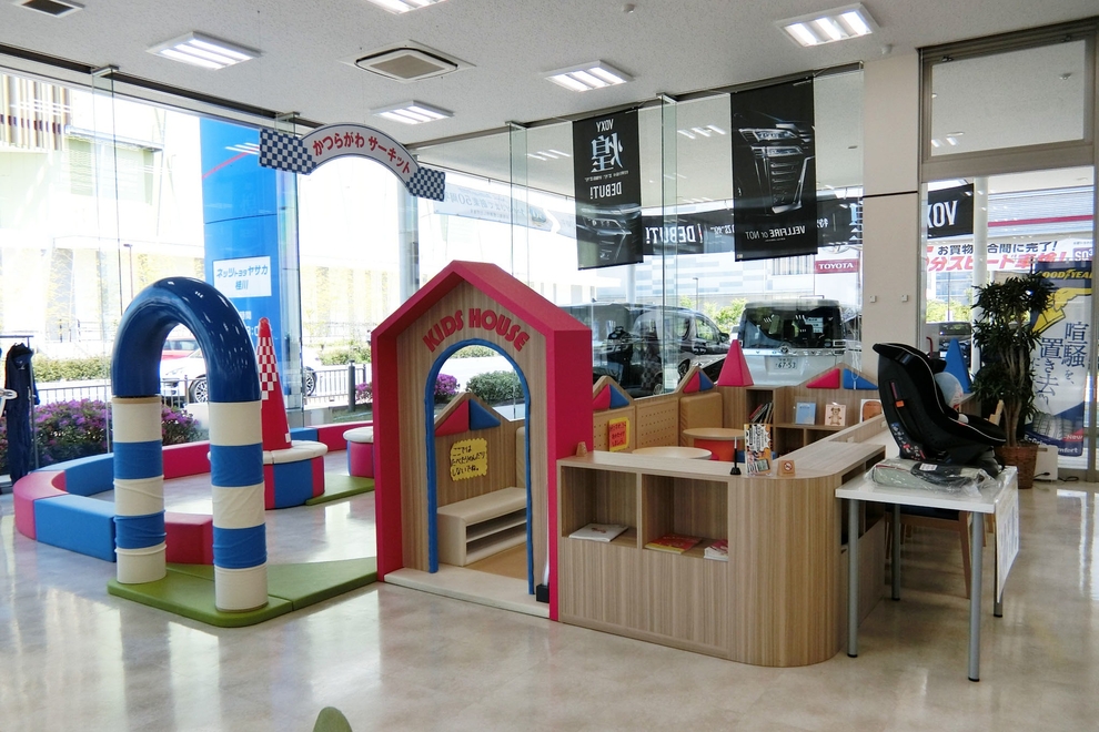 桂川店キッズコーナー