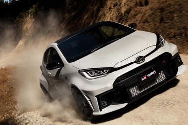 RZ“High performance”［GR-DAT（8AT・4WD）］