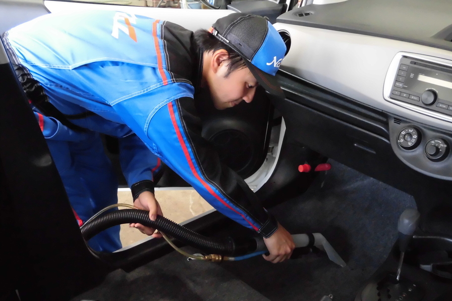 車内洗浄