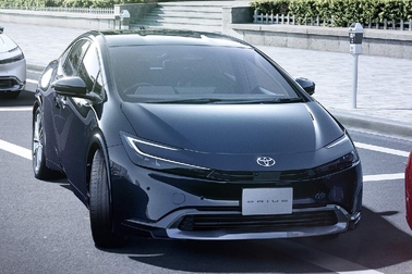 Z（ハイブリッド・2WD）